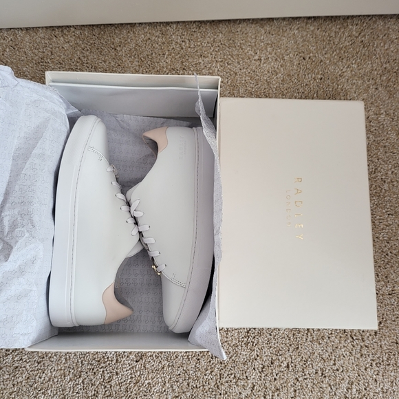 ♥️NWT❤️ RADLEY LONDON WOMENS SNEAKERS - Picture 11 of 12